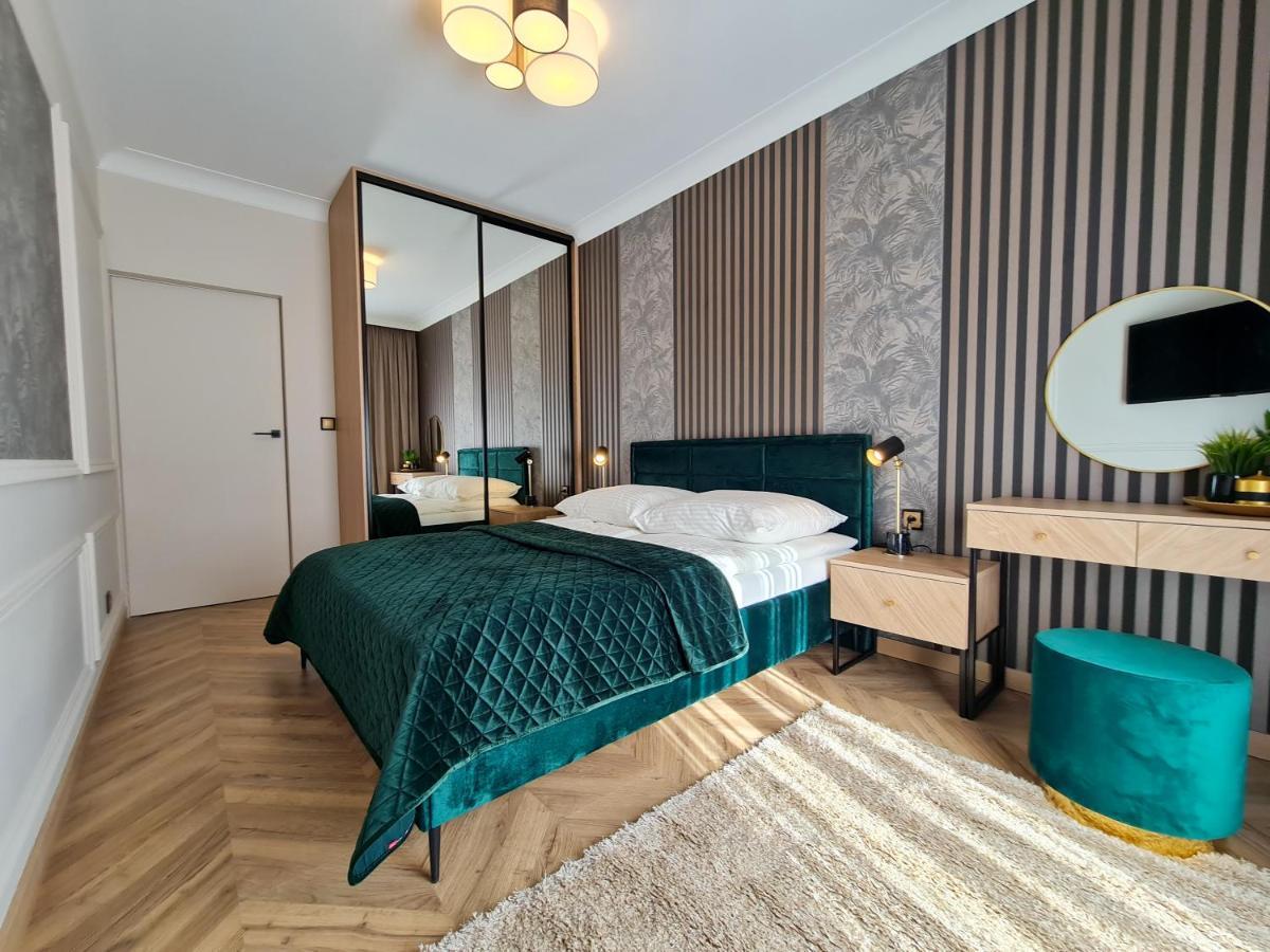 Apartamenty Hallera 4 Jarocin Extérieur photo