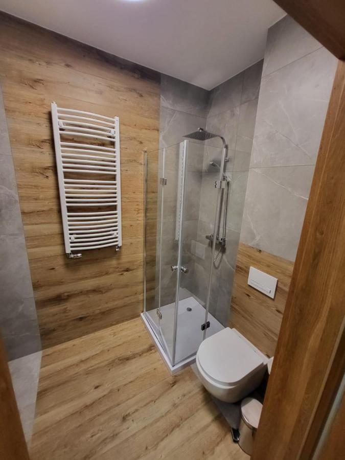 Apartamenty Hallera 4 Jarocin Extérieur photo
